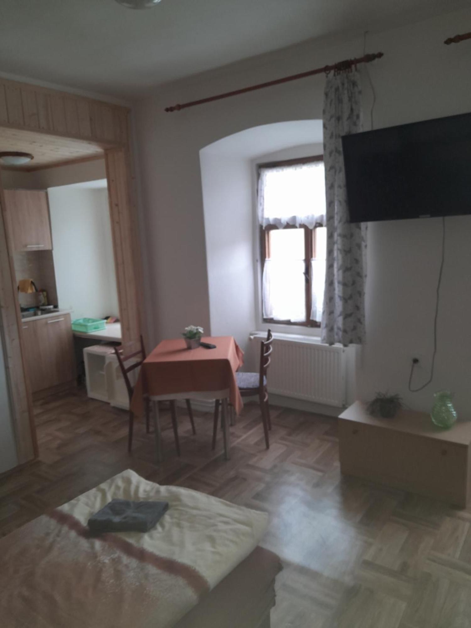 Penzion SKLAŘSKÁ HOSPODA Chřibská Exterior foto