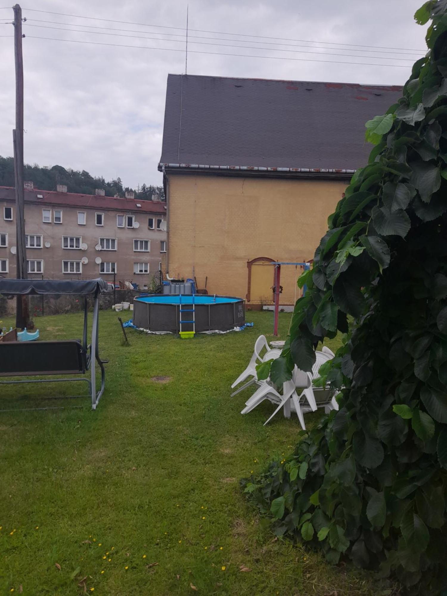 Penzion SKLAŘSKÁ HOSPODA Chřibská Exterior foto