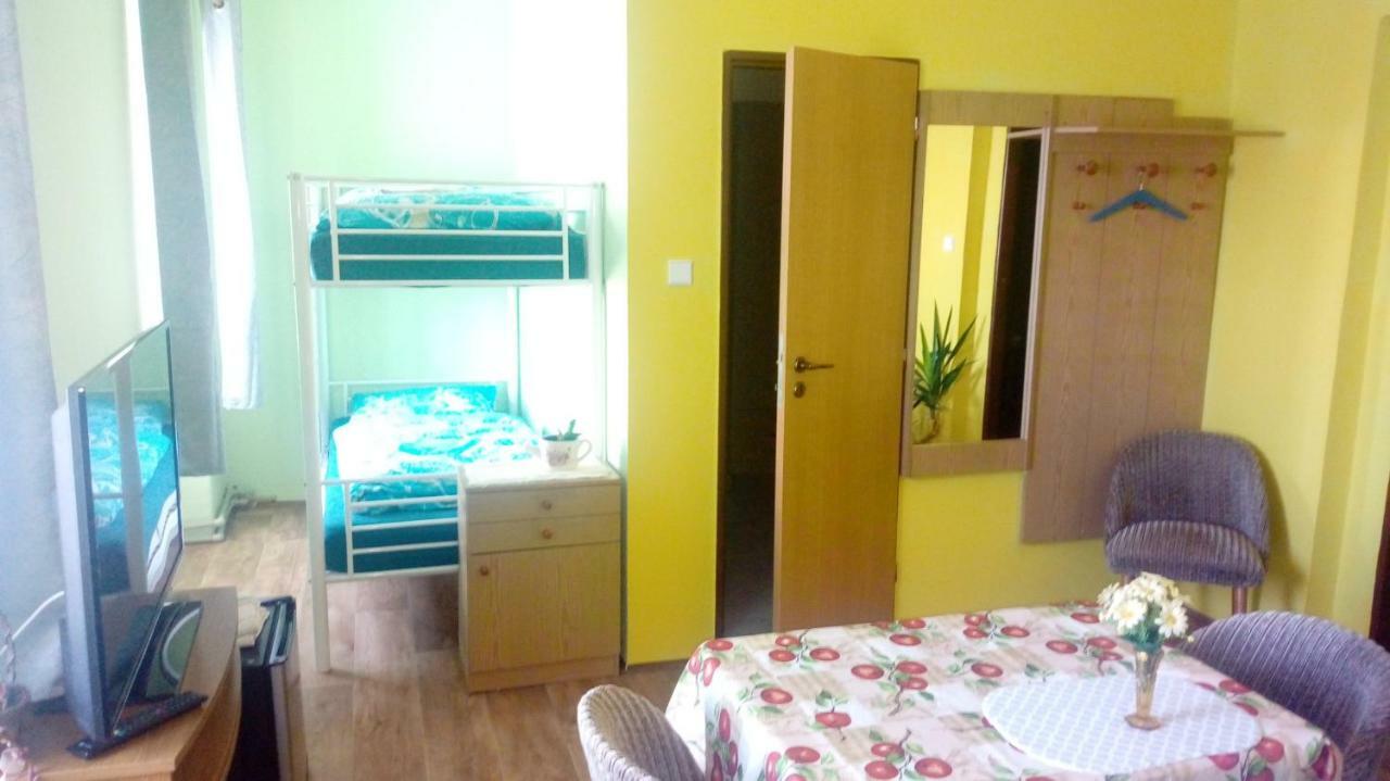 Penzion SKLAŘSKÁ HOSPODA Chřibská Exterior foto
