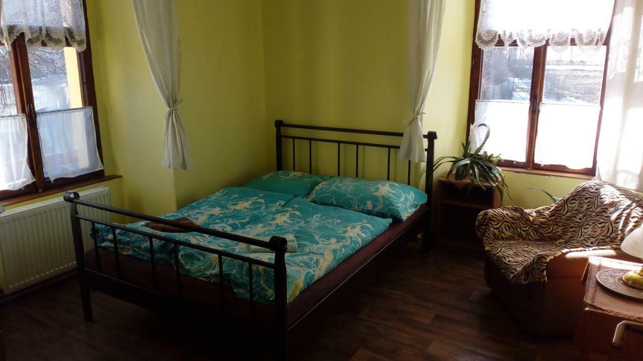 Penzion SKLAŘSKÁ HOSPODA Chřibská Exterior foto